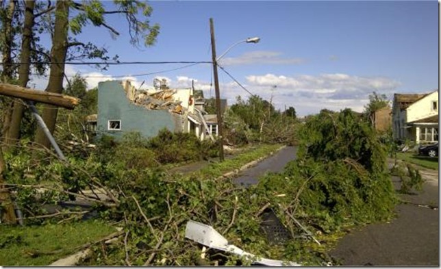 Goderich_after_a_tornado_August_2011