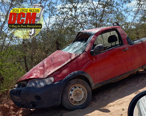 Motorista perde o controle do veículo e sofre acidente na estrada rural, no município de Macajuba