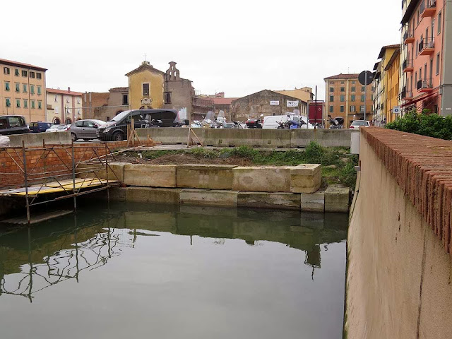 Isthmus of Crocetta, Livorno