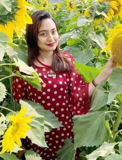 গ্রামের কিউট মেয়েদের পিক