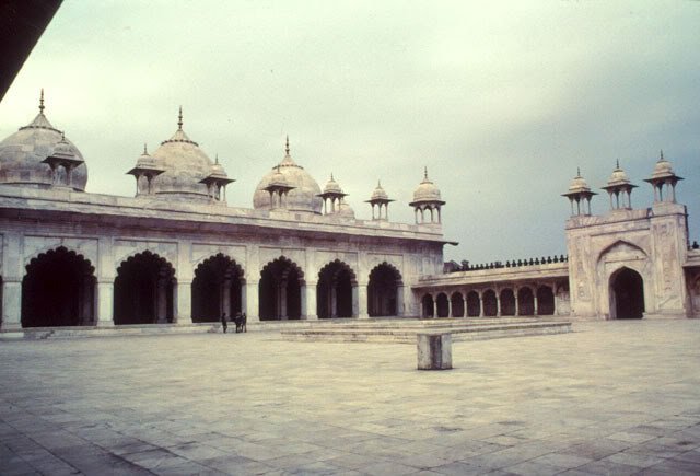 Nagina Masjid, Agra