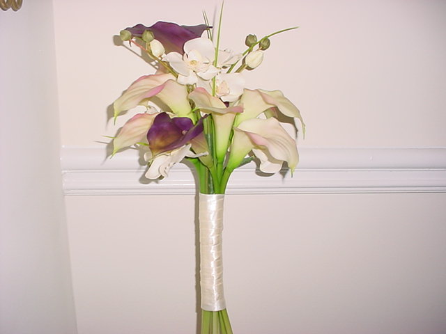 Ivory Purple callas with ivory orchids real touch flowers for beach