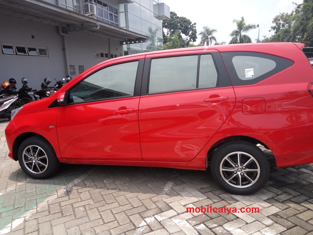 Konsep 47+ Mobil Toyota Calya Warna Merah