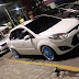 Ford Fiesta Sedan 2013 com rodas BRW aro 18