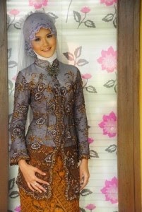 Trend Model Kebaya Muslim Modern Terkini untuk Remaja 