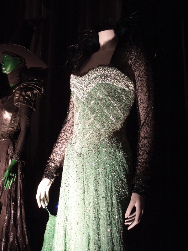 Evanora Emerald costume Oz Great Powerful
