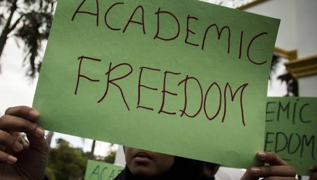 Determinisme Terhadap Kebebasan Akademik Mahasiswa Dalam Perguruan Tinggi