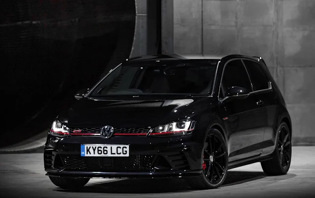 VW Golf GTI Clubsport S 40