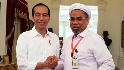 Ngabalin Sebut Jokowi Bakal Lantik Mendikbud-Ristek dan Menteri Investasi