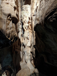 Na Pomezi cave