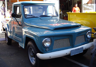 Ford F-75