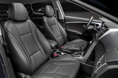  2016 Hyundai Elantra GT interior image