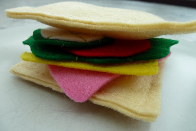 Toy food sandwich made from felt