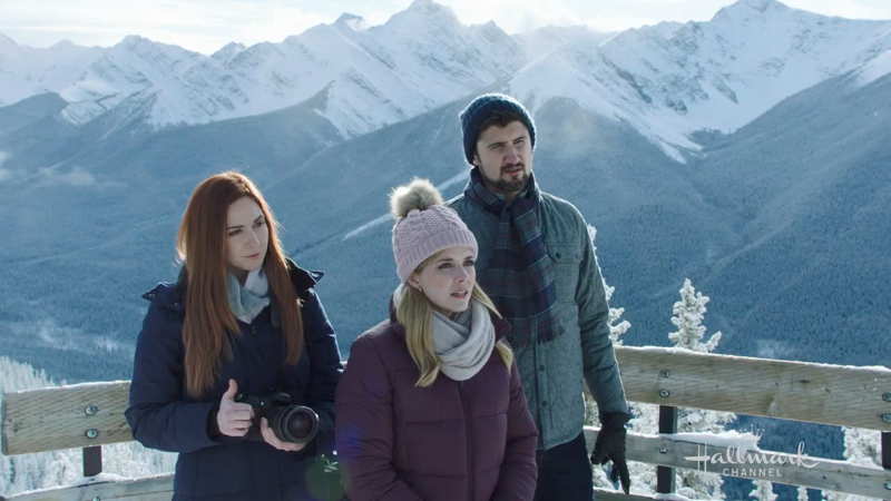 Sulphur Mountain lookout scene