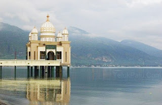 Tempat wisata di Sulawesi Tengah yang menarik 