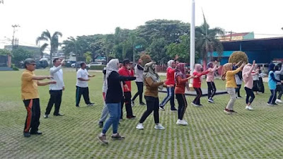 Peringati Hari Olahraga Nasional, Pemerintah Kecamatan Sepatan Senam Bersama 