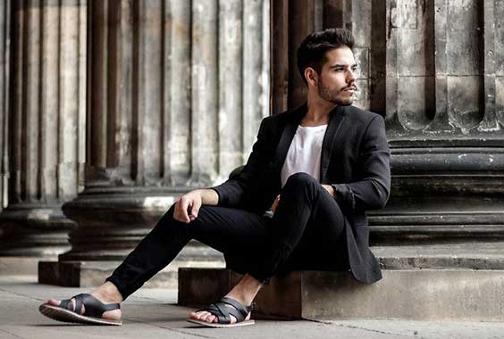 What To Wear With Men's Sandals (Style Guide 2024)