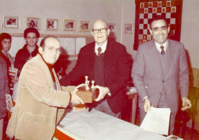 Los ajedrecistas Joaquim Bescós, Àngel Ribera y Joaquim Travesset
