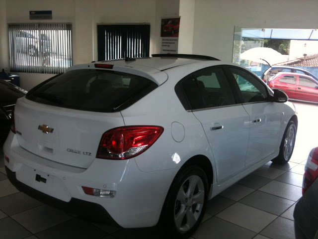 Sport6 LTZ perfil traseiro