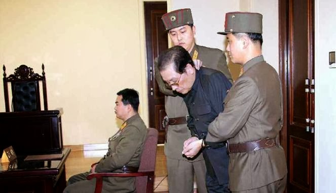 Presiden Korea Utara menghukum pakcik sendiri, bakal dijadikan korban hidup 120 anjing lapar