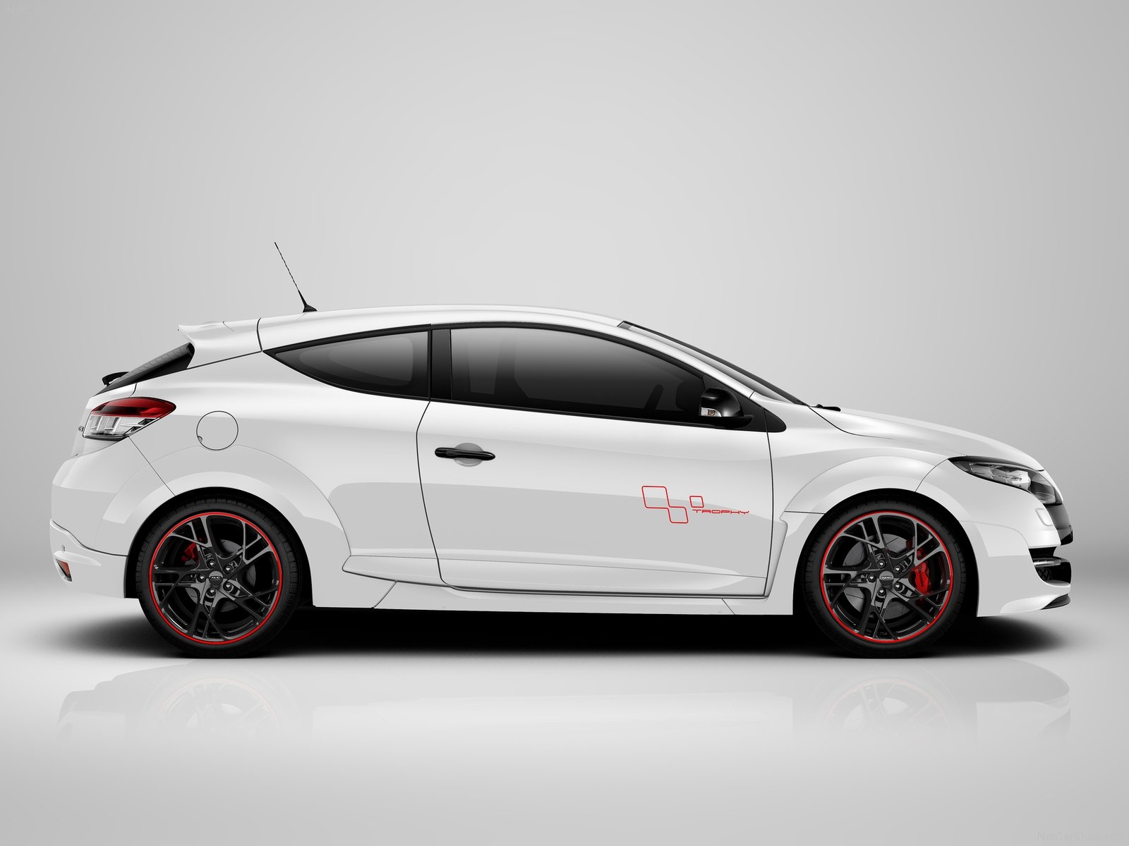 Gambar Mobil Sport Warna Putih Terbaru Sobat Modifikasi