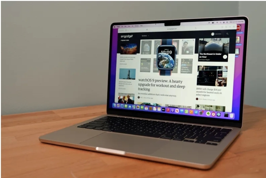 Apple's MacBook Air M2 gets on sale for $1,000 today