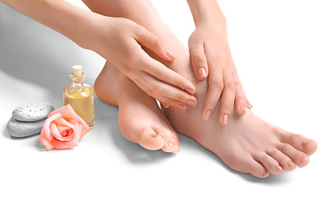 **The Benefits of Foot Massages: Enhancing Well-Being and Relaxation**