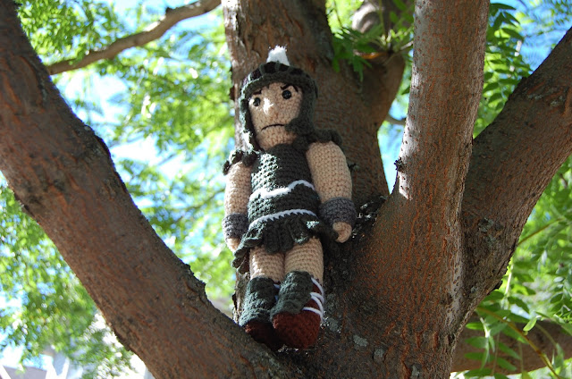 Spartan doll -- free crochet amigurumi pattern