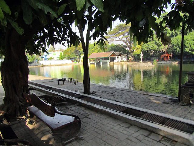 Taman Balekambang