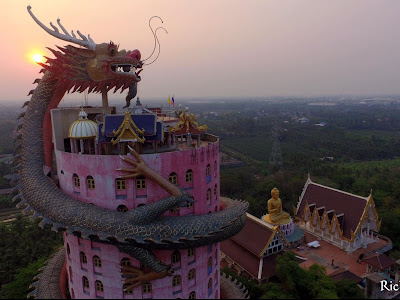 【ベストコレクション】 nakhon pathom dragon temple 128358