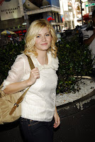 Elisha Cuthbert Leggy Candids