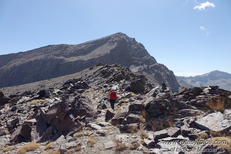 Puntal del Goterón-Los Cucaderos-Puntal de la Caldereta por el Vasar de la Alcazaba