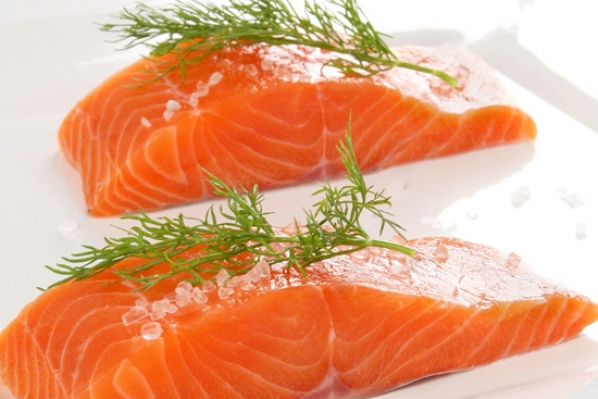 Nguyên liệu chế biến món ăn cá hồi chiên giòn sốt cay