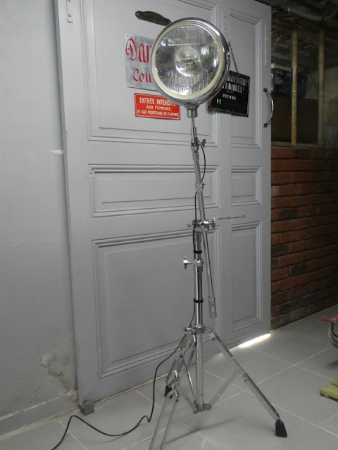 oscar, super oscar, cibié, garage, jouy le chatel, éclairages, lampe, lampesgrichard, richard, grichard, g’richard, vintage, ancien, retro, atelier, désign, industriel, édison, brocante, loft, dans le noir, ampoule