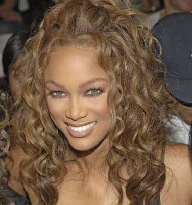 Curly & Wavy Hairstyles Tyra Banks Beach Photos