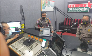 Sosialisasikan Operasi Keselamatan Progo 2021 Melalui Radio Star Jogja FM