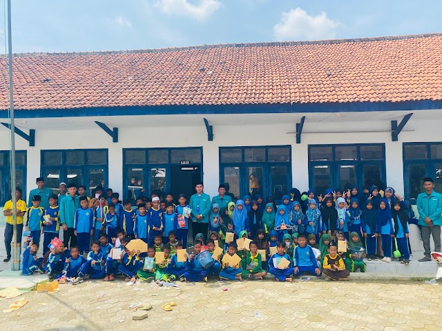 DISEMINASI BLUE GREEN ECONOMY TERHADAP SISWA 
