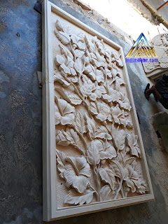 Relief batu alam paras jogja / batu putih untuk hiasan tempel pada dinding rumah gambar motif bunga sepatu