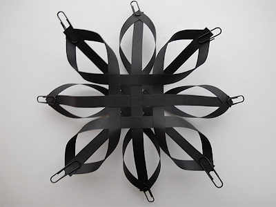 3d Snowflake out of Paper