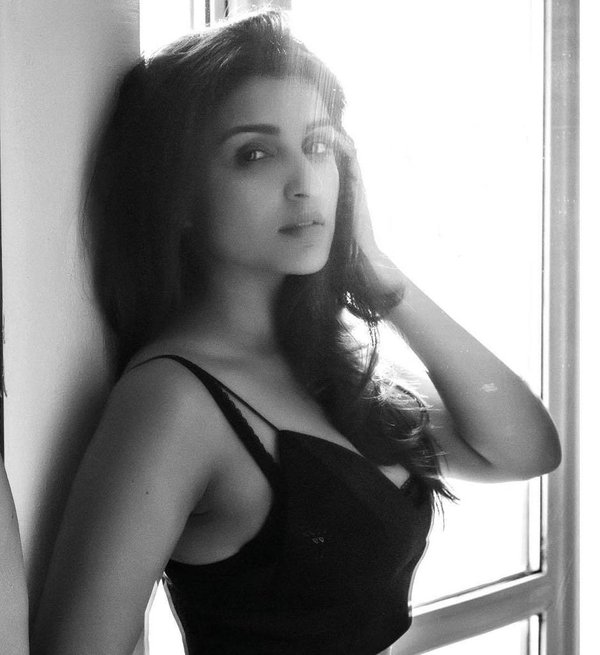 Parineeti Chopra hot model photo shoot for FHM magazine India