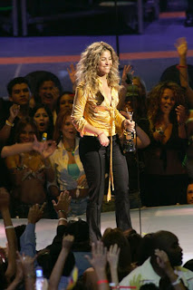 Shakira y Enrique Iglesias triunfan en los Premios Juventud 2010