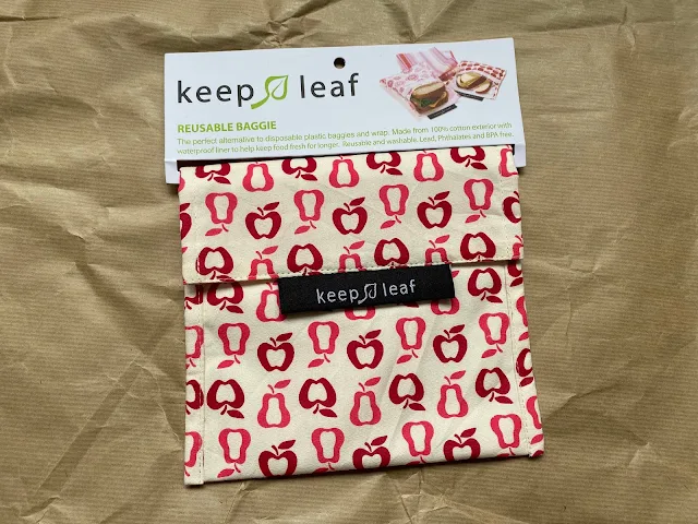 Keep Leaf reusable sandwich bag in an apple and pear print is great for lunches out