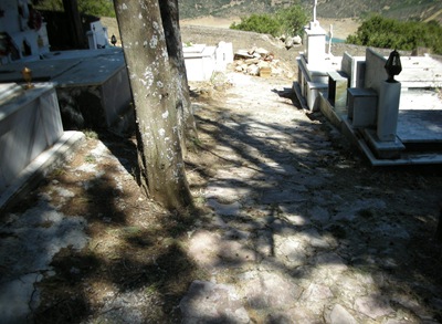 20-8-09 Νεκροταφειο-Βαθειά - Περίπτερο 003