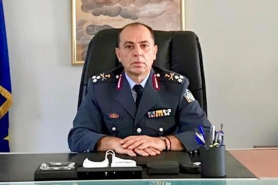 Η Ένωσή μας συγχαίρει τον νέο Αρχηγό της Ελληνικής Αστυνομίας Αντιστράτηγο κ. ΣΚΟΥΜΑ Κωνσταντίνο. Έναν Ηπειρώτη Αξιωματικό που ανδρώθηκε σε Υπηρεσίες της Ηπείρου και ανήλθε τα κλιμάκια της ιεραρχίας του Σώματος με την εργατικότητα, την σεμνότητα και την μεθοδικότητα που τον διακρίνει και κυρίως πάντα κοντά στον απλό Αστυνομικό με άμεσες λύσεις για τα προβλήματά του. Του ευχόμαστε καλή δύναμη στα καθήκοντά του, με την ευχή να πραγματοποιήσει τα οράματά του για το καλό του Σώματος που όλοι αγαπάμε και υπηρετούμε.