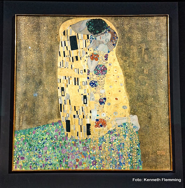 "O Beijo" de Gustav Klimt no Museu do Palácio Belvedere em Viena