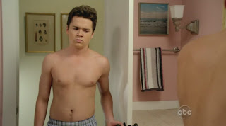 Nick Zano and Dan Byrd Shirtless on Cougar Town s1e06