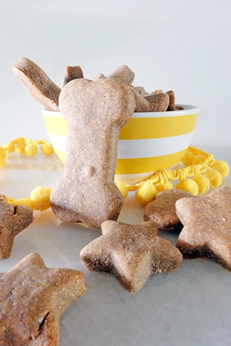 peanut butter cookie dog treats