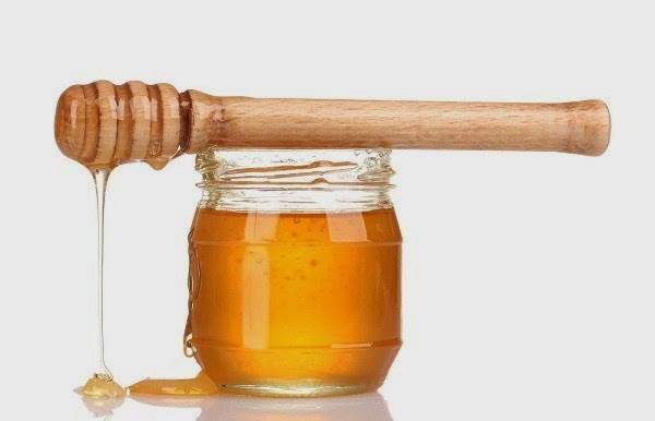 وصفة عسل النحل والخميرة لتبييض البشرة 