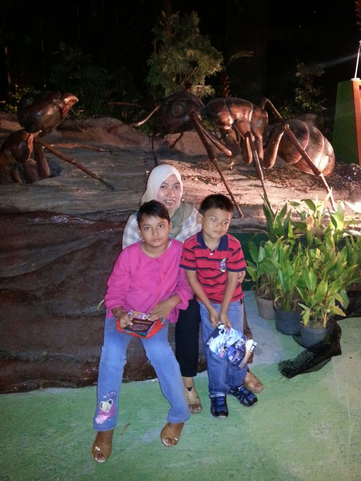 Airikamalek: Rumah Raksasa dan Dinosaur di Marina Putrajaya