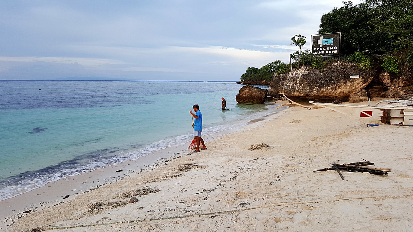 calm and serene morning view at Alona Beach, Panglao, Bohol